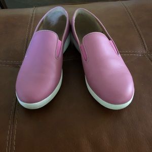 Fitflop women’s size 7 pink leather slip on